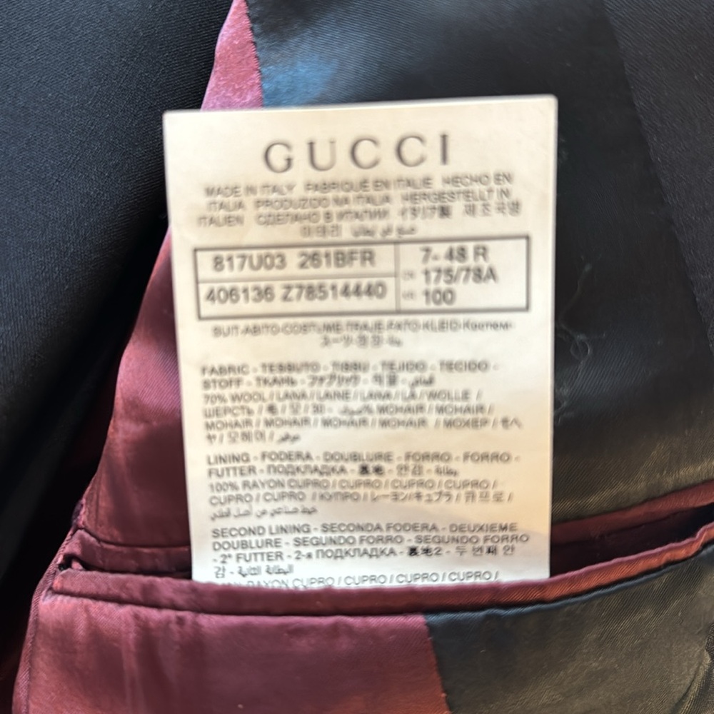 Gucci Suit - Picture 4 of 7